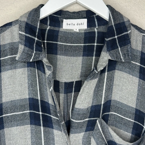 bella dahl Ryann Frayed Hem Blue and Grey Plaid Flannel Button Down Shirt Size S - Picture 3 of 16
